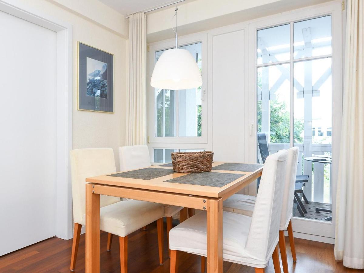 Charming Apartment On Ruegen Island With Balcony ゼリン エクステリア 写真