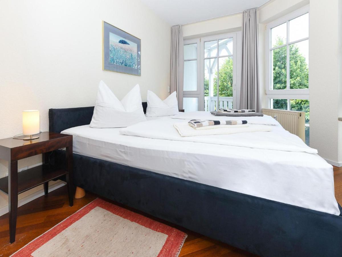 Charming Apartment On Ruegen Island With Balcony ゼリン エクステリア 写真