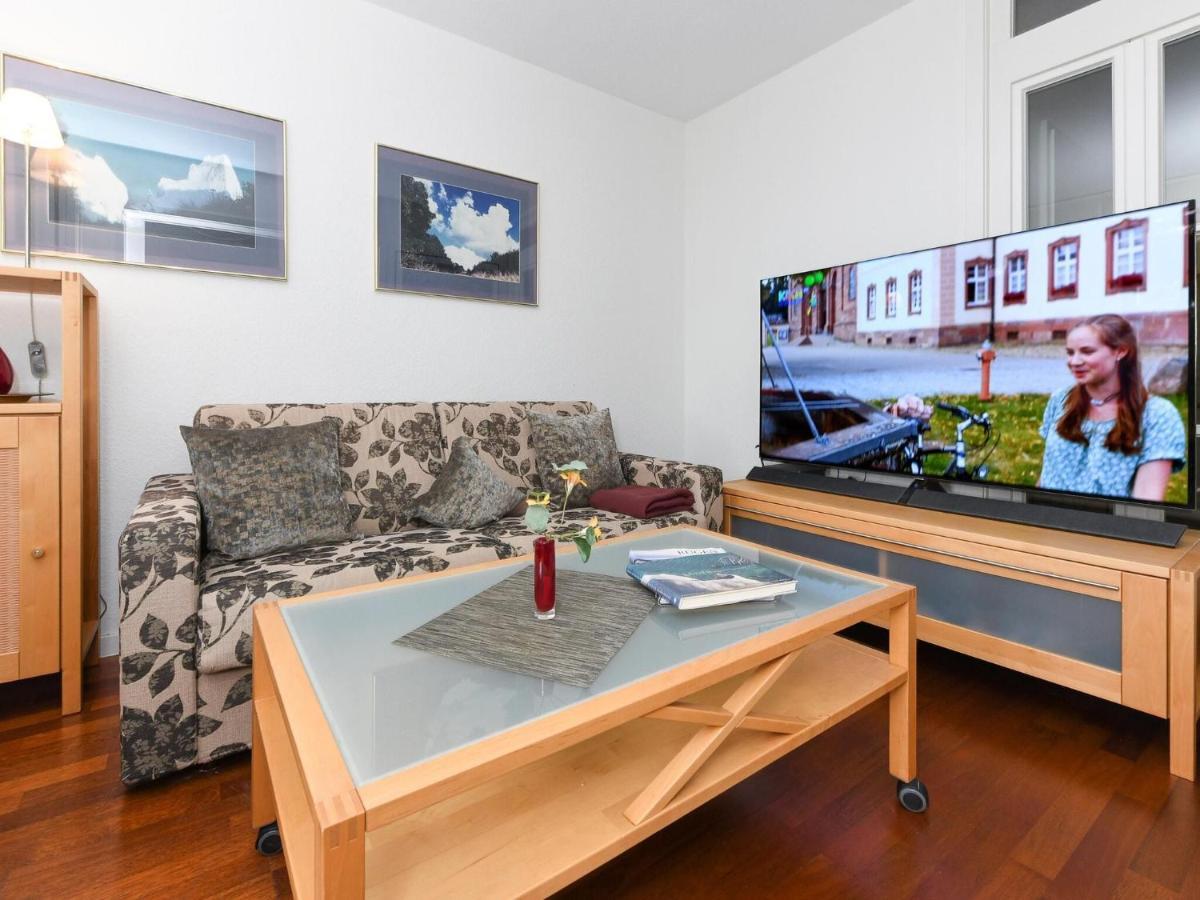 Charming Apartment On Ruegen Island With Balcony ゼリン エクステリア 写真