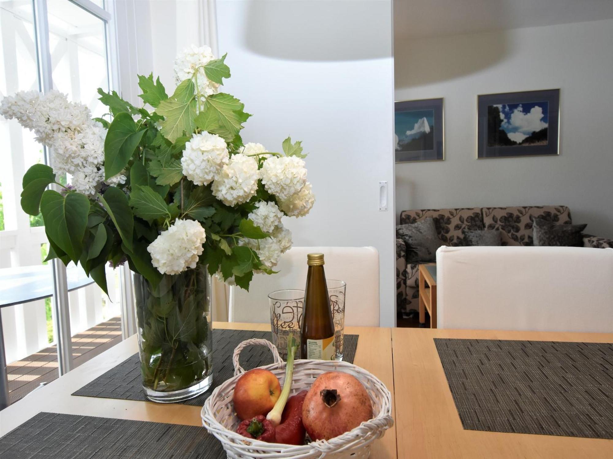 Charming Apartment On Ruegen Island With Balcony ゼリン エクステリア 写真